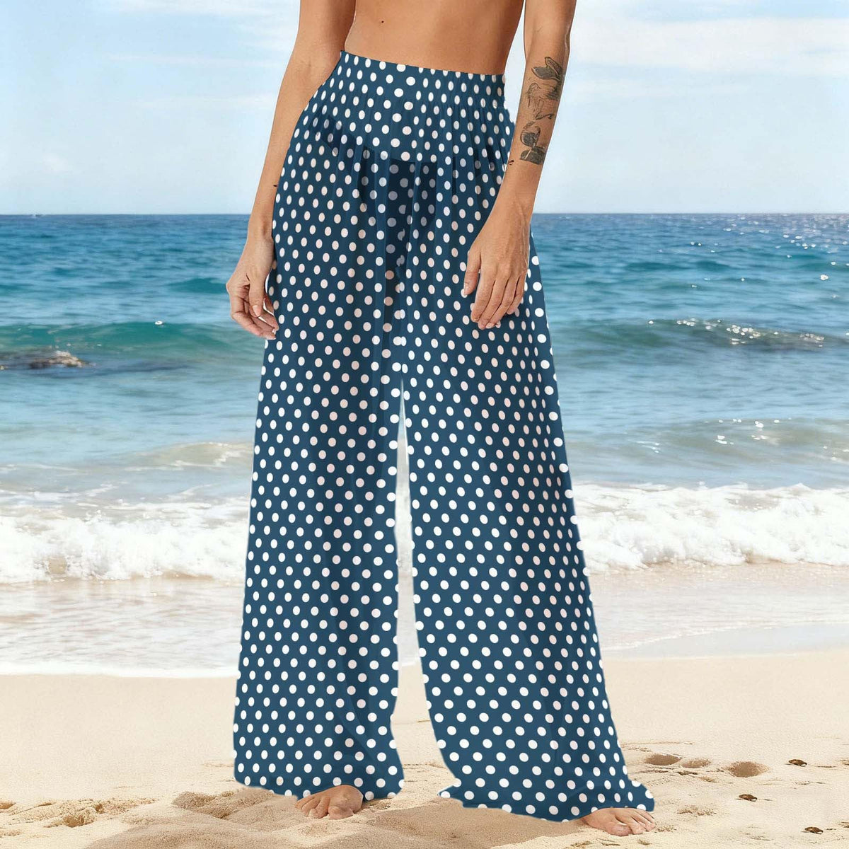 Transparente Strandhose mit Polka-Dots